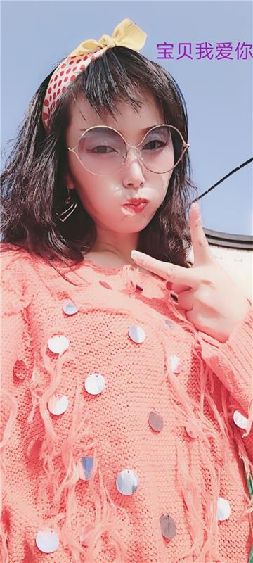 上门的妹子，很妖娆，很妩媚